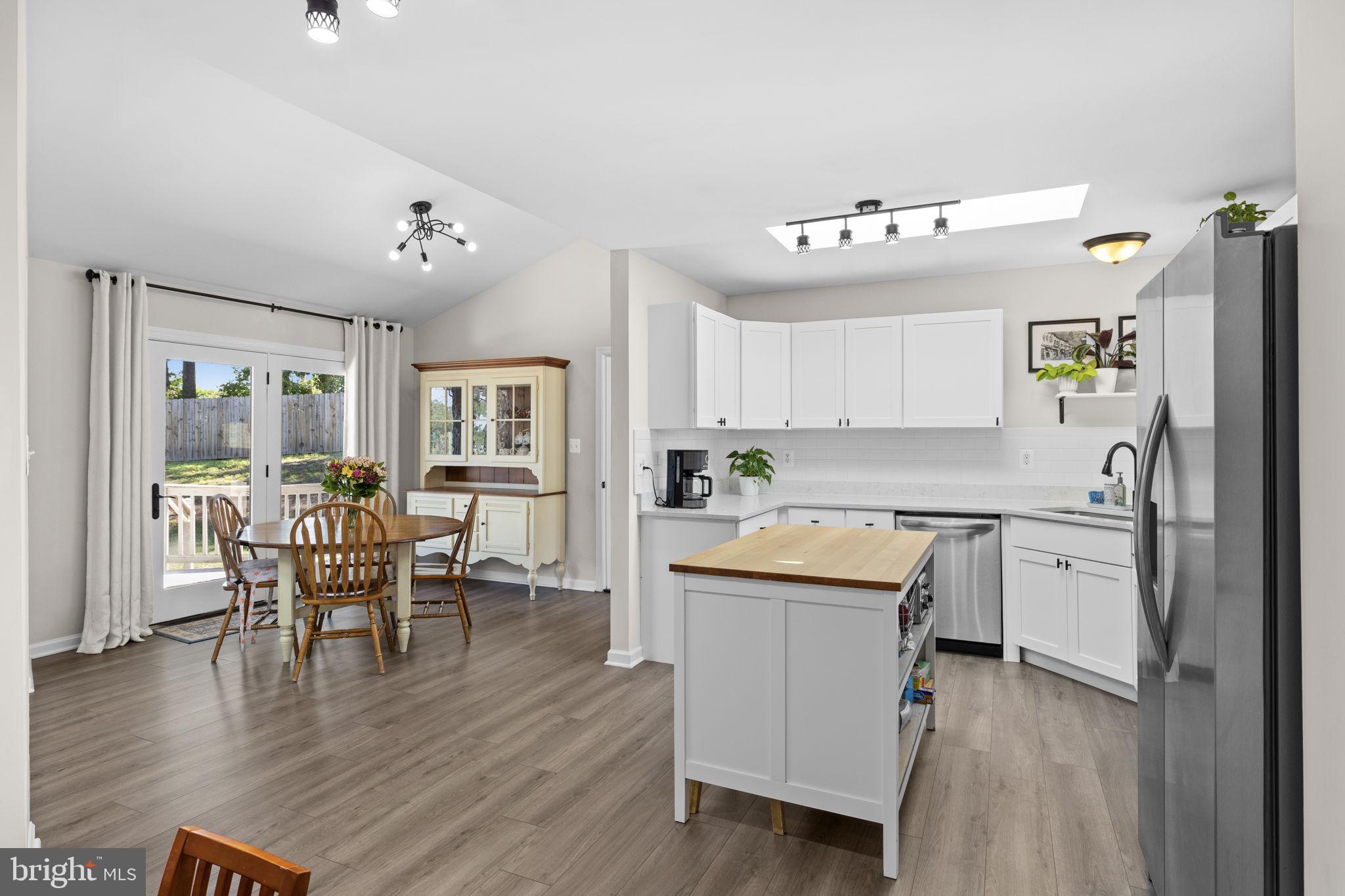 One of a kind property in North Stafford! Fully redone rambler with LV – image 11
