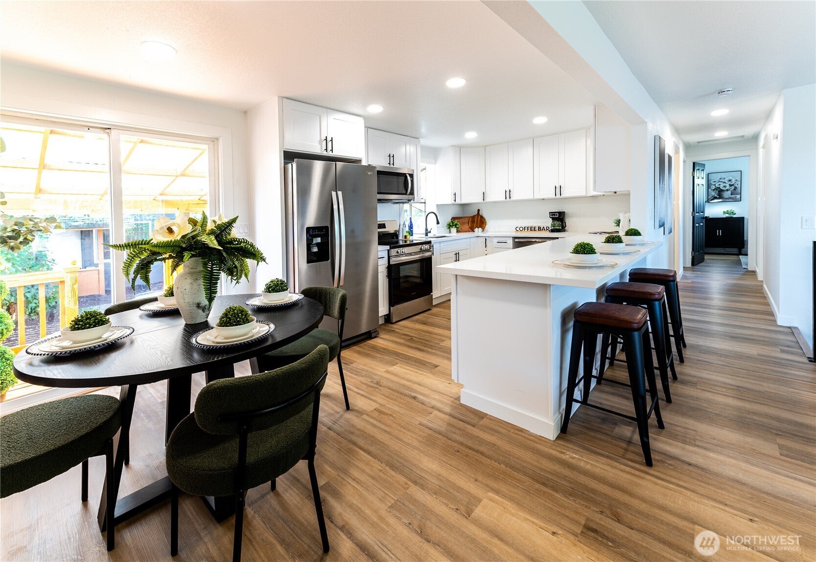 Price reduced!!! Fully remodeled in-town Snohomish with rare daylight – image 7