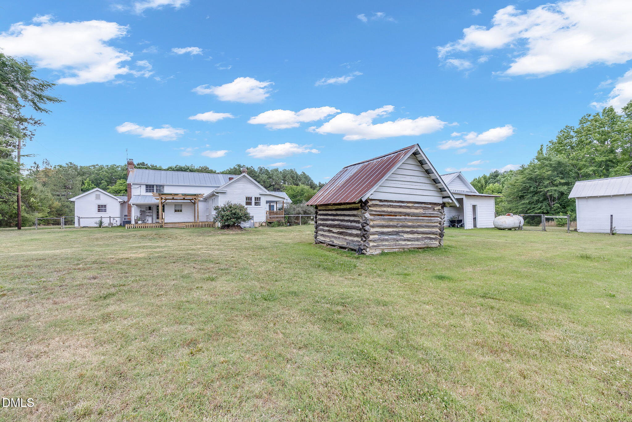 2204 2204 Us-158, Oxford, North Carolina, 27565, USA, 2 Bedrooms Bedrooms, ,2 BathroomsBathrooms,Residential,For Sale,2204 Us-158,10175135