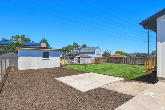 This home is move-in ready! Extra kitchen for extra income. New roof! – image 31