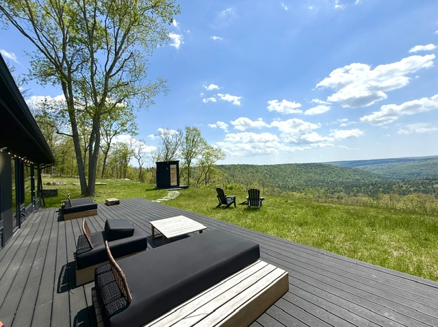 125 125 Mapes Road, Barryville, New York, 12719, USA, 5 Bedrooms Bedrooms, ,4 BathroomsBathrooms,Residential,For Sale,125 Mapes Road,aa92d56b-a59e-44da-a67a-e9124f