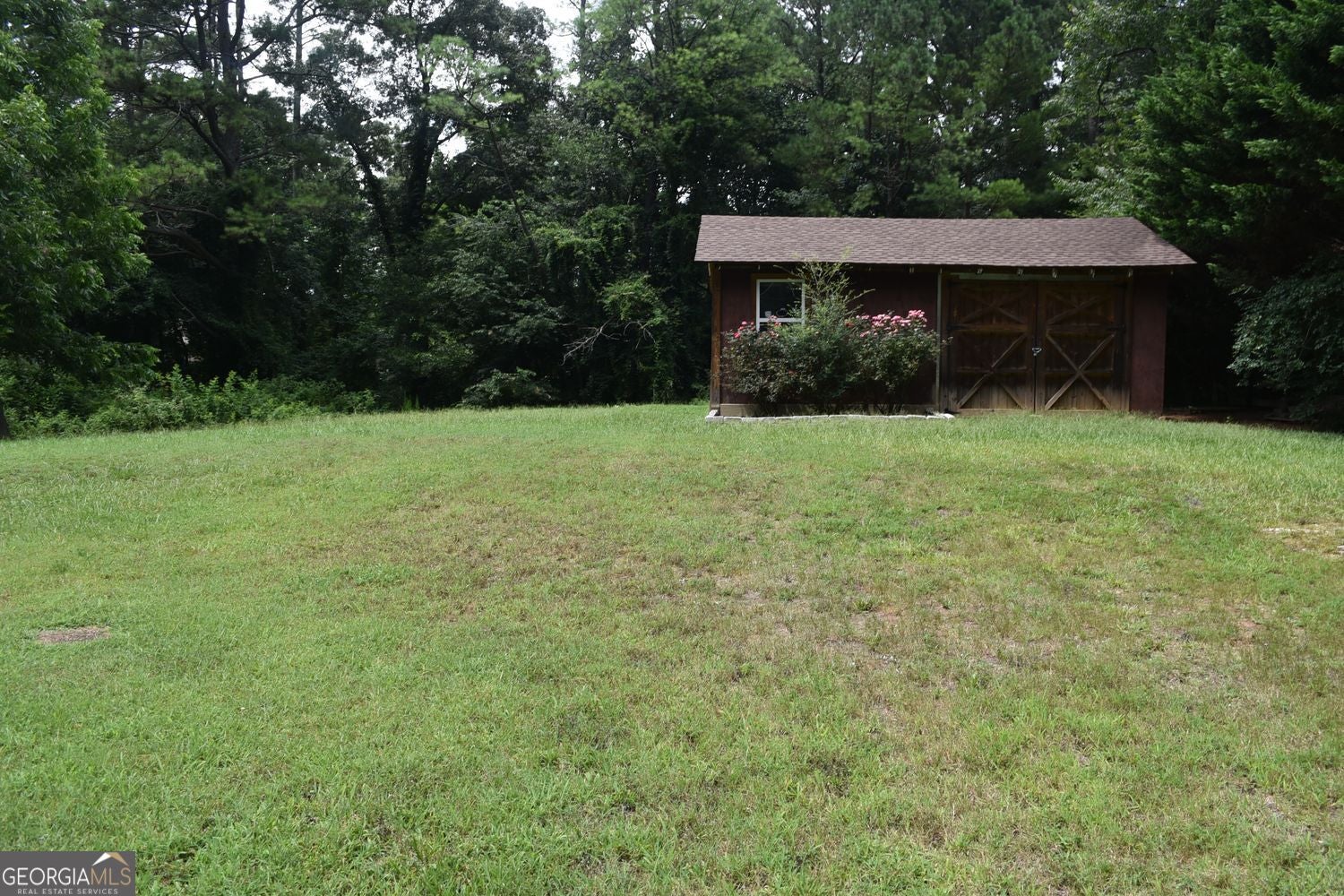 One plus acre in Milton! Purchase this ranch home that is located in c – image 20