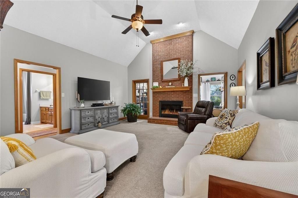 WOW - TWO HOMES ON ONE LOT!!! From the moment you arrive, the quality – image 21