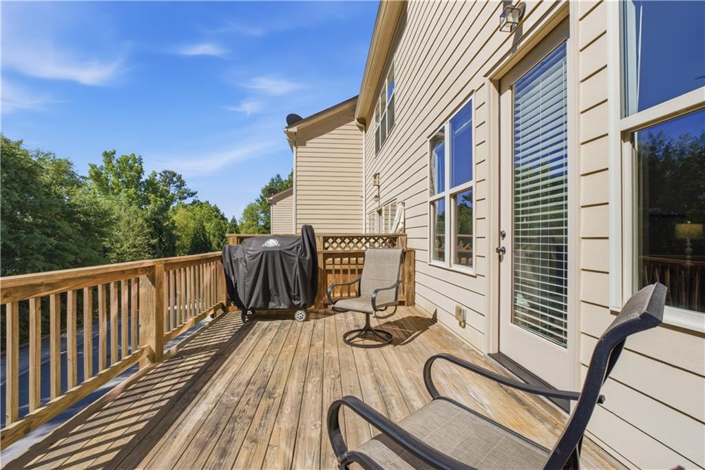 Tucked away in the quiet and welcoming 24-unit community of Brandly Ha – image 24