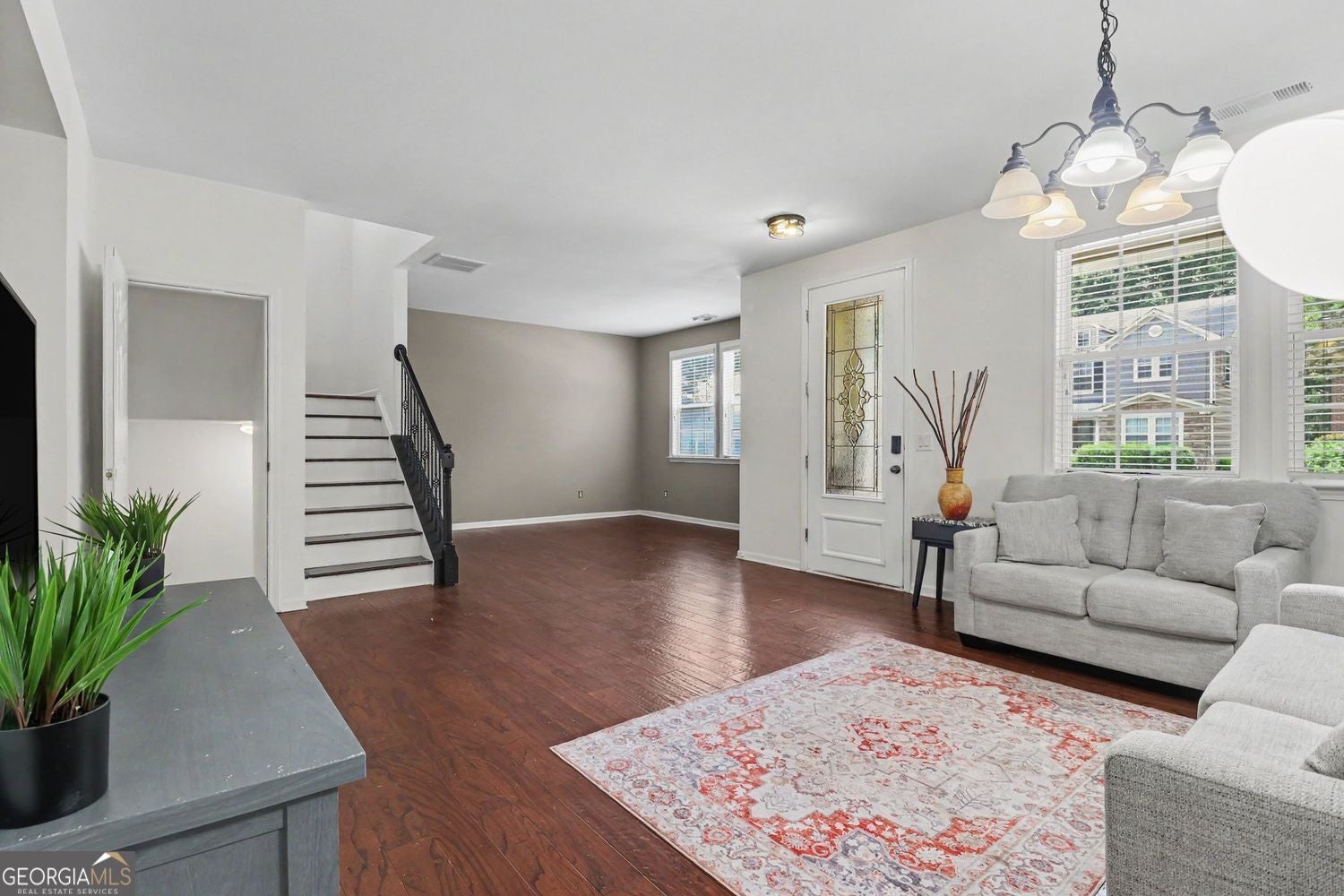 Up to $20,000 in Seller-Paid Incentives! Discover exceptional space, f – image 7