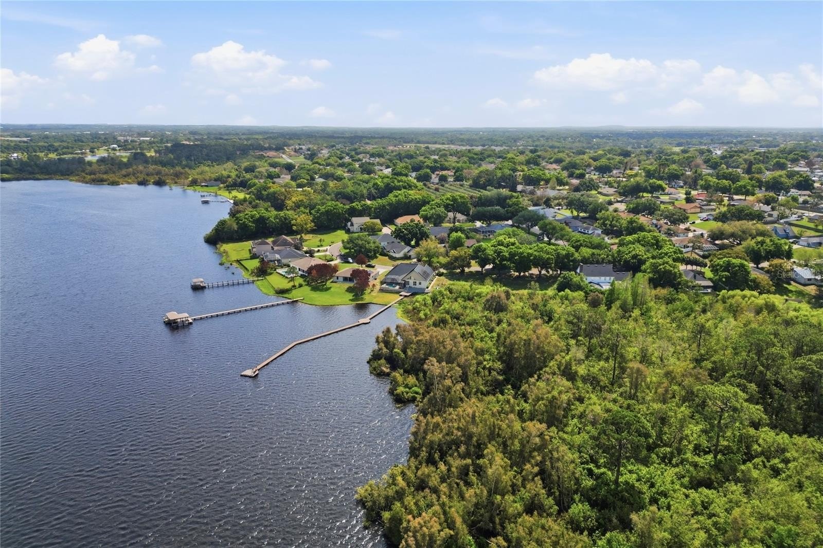 1028 1028 S LAKE MARIAM Drive, WINTER HAVEN, Florida, 33884, USA, 3 Bedrooms Bedrooms, ,3 BathroomsBathrooms,Residential,For Sale,1028 S LAKE MARIAM Drive,P4938222