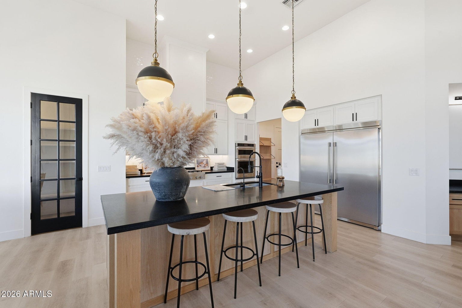 Tucked inside a gated neighborhood of Encanto Real on the edge of Quee – image 14