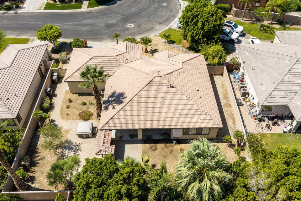 Exceptional opportunity to own a spacious 4 bedroom, 3 bath residence – image 52