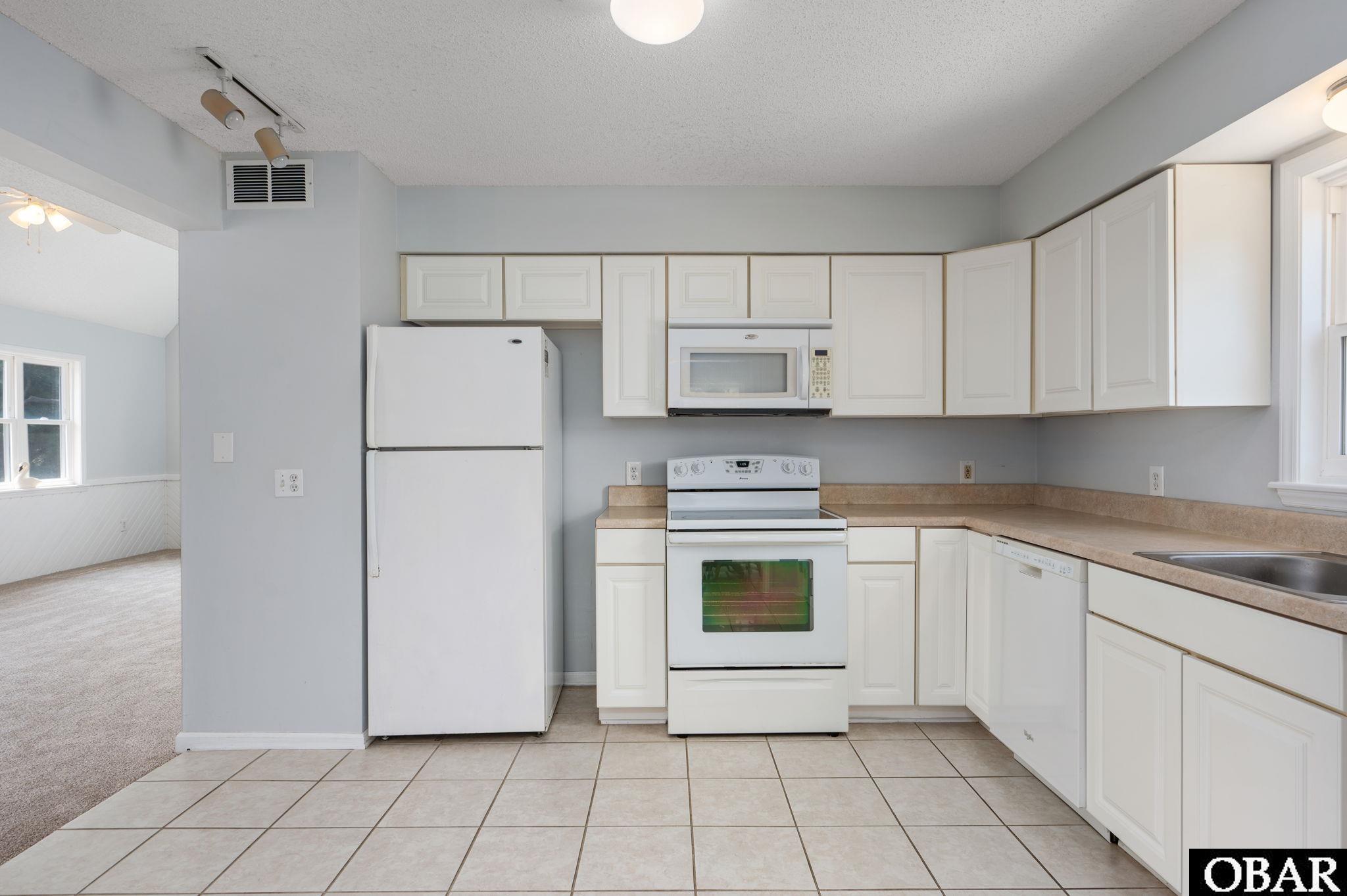 2014 2014 Phoebus Street, Kill Devil Hills, North Carolina, 27948, USA, 3 Bedrooms Bedrooms, ,2 BathroomsBathrooms,Residential,For Sale,2014 Phoebus Street,133623