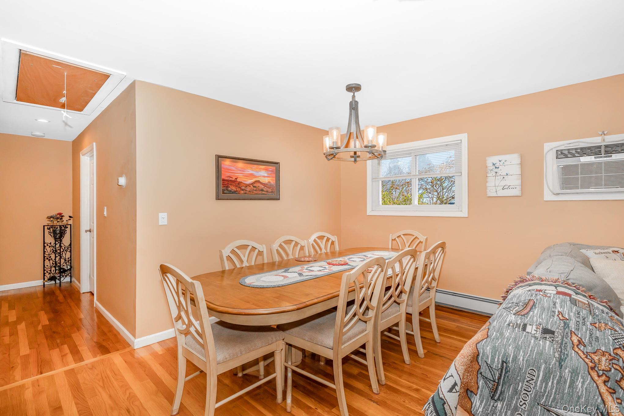 Welcome to this spacious Hi Ranch located on a quiet dead end street i – image 28