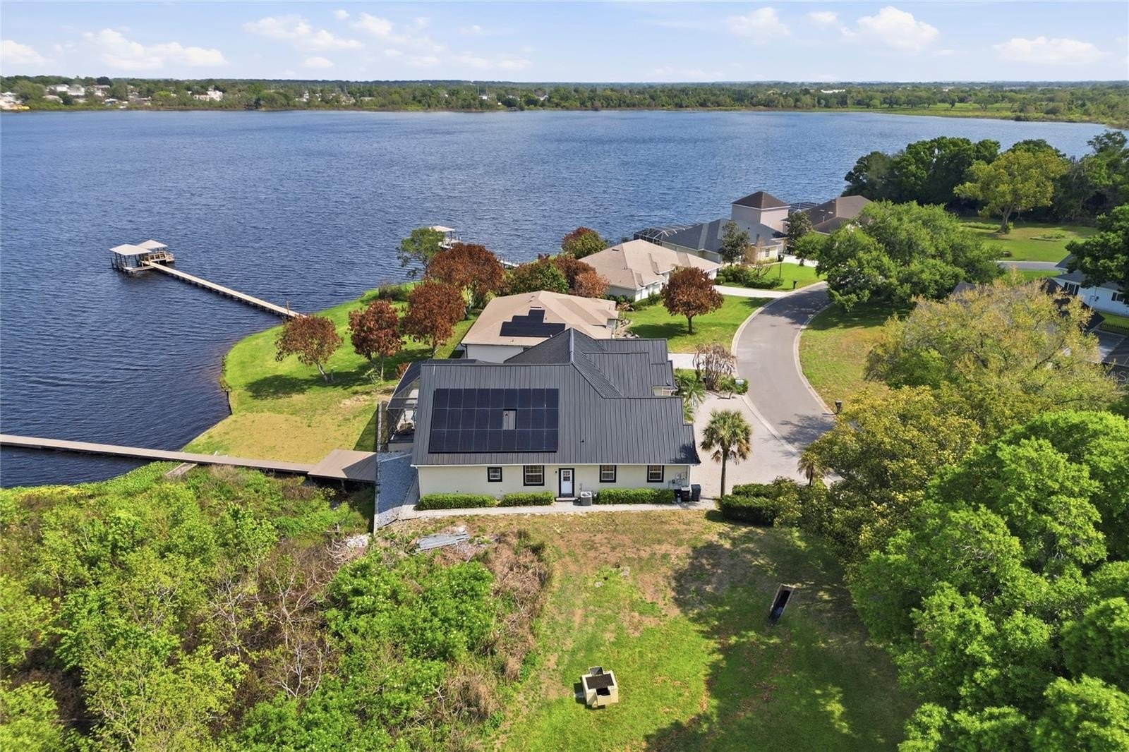 1028 1028 S LAKE MARIAM Drive, WINTER HAVEN, Florida, 33884, USA, 3 Bedrooms Bedrooms, ,3 BathroomsBathrooms,Residential,For Sale,1028 S LAKE MARIAM Drive,P4938222