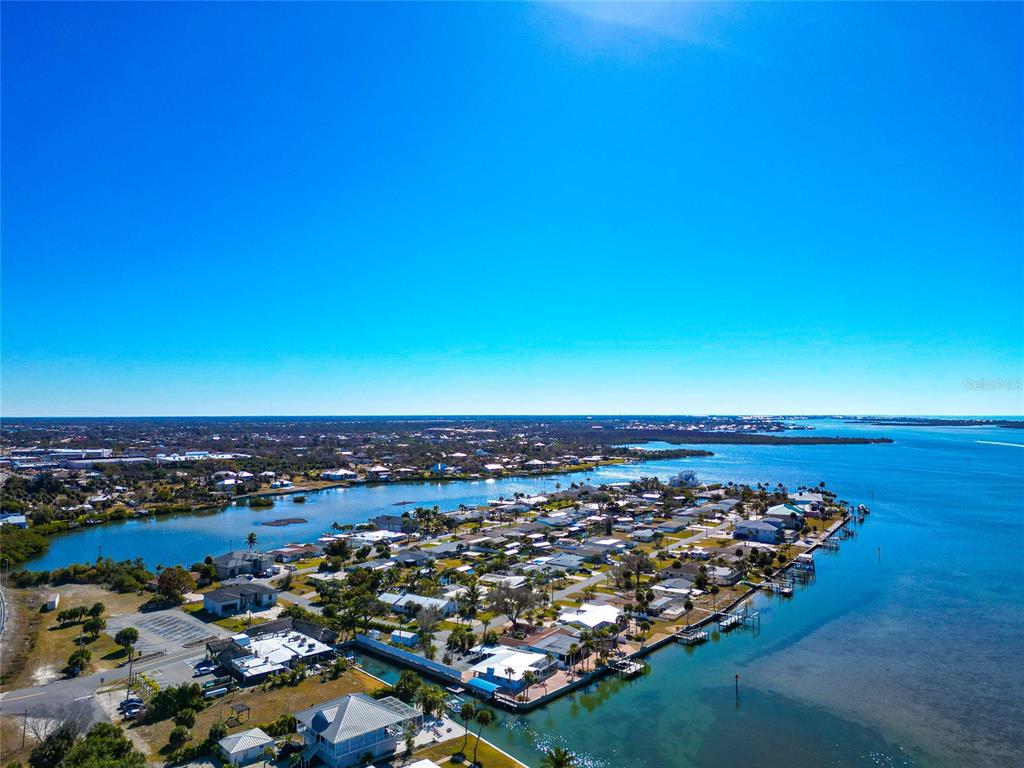 950 950 Oxford Drive, Englewood, Florida, 34223, USA, 3 Bedrooms Bedrooms, ,2 BathroomsBathrooms,Residential,For Sale,950 Oxford Drive,N6142928