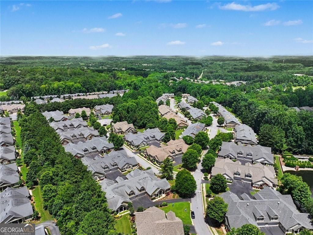 Fantastic opportunity in a vibrant 55+ active-adult community. Beautif – image 31