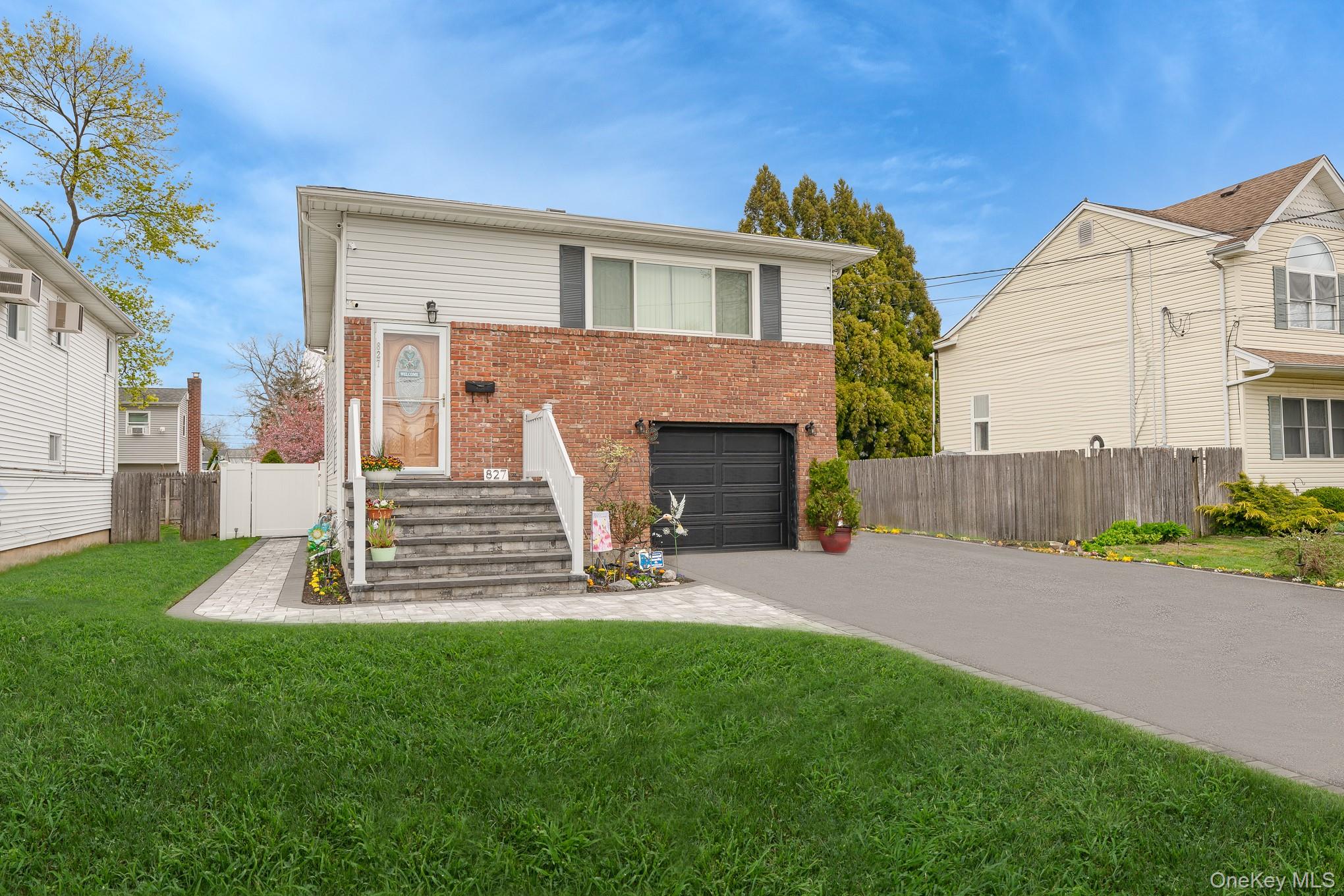 Welcome to this spacious Hi Ranch located on a quiet dead end street i – image 1