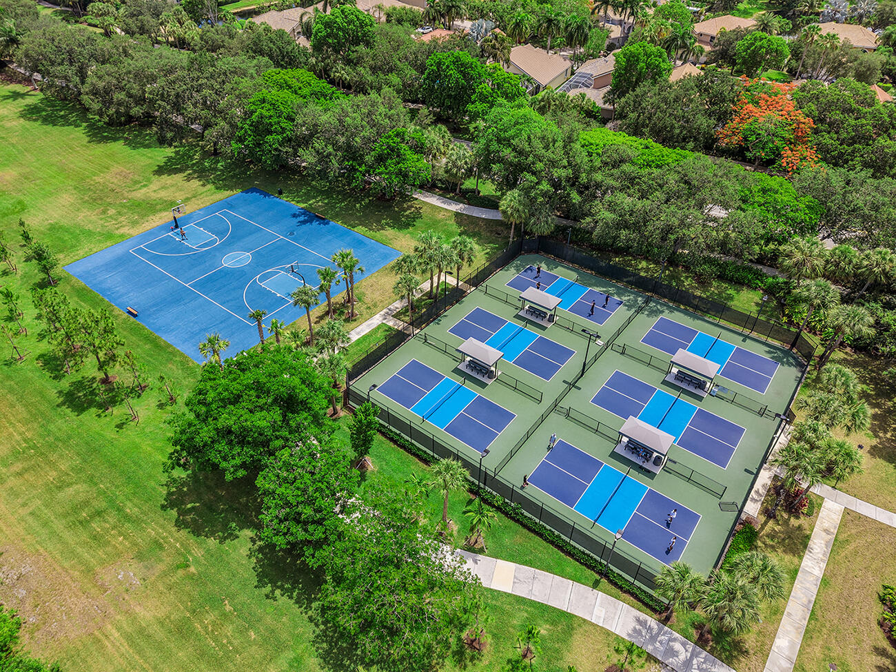 Welcome to Heron Bay, a beautiful and desirable gated community offeri – image 38