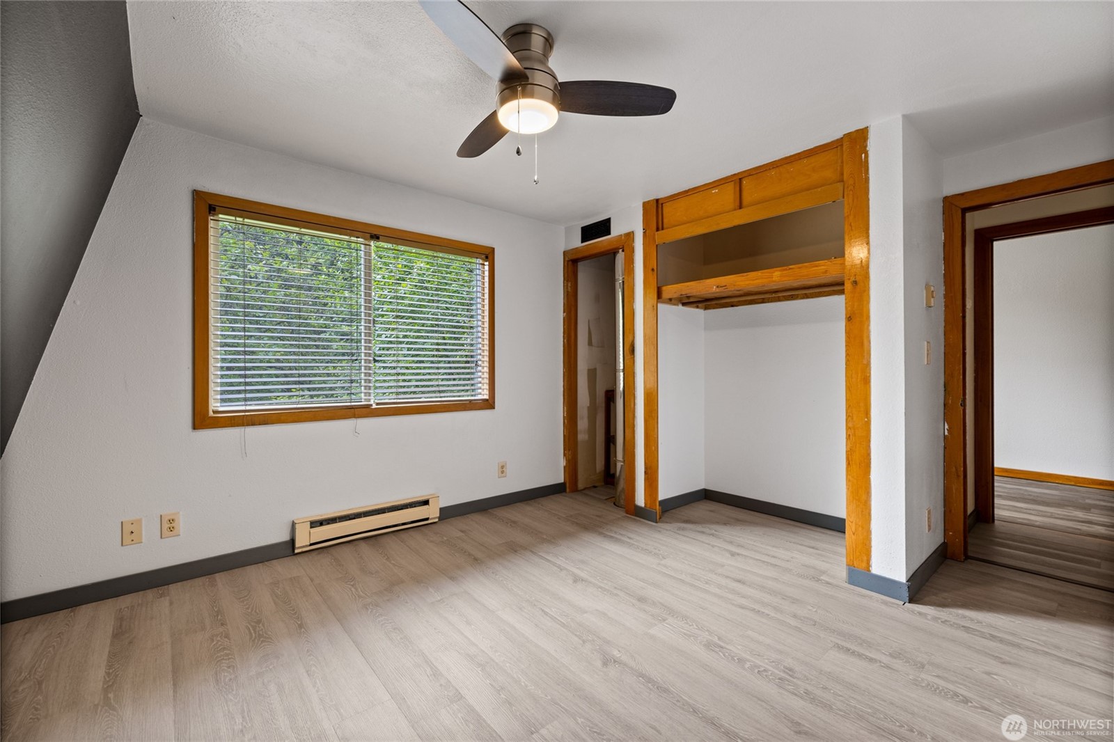 Rare opportunity to enjoy space, flexibility, and income potential on – image 24