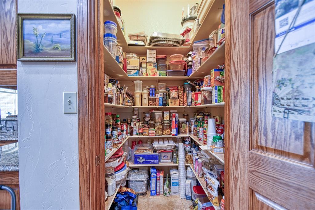 4001 4001 County Road 1520, Stratford, Oklahoma, 74872, USA, 4 Bedrooms Bedrooms, ,3 BathroomsBathrooms,Residential,For Sale,4001 County Road 1520,1235461
