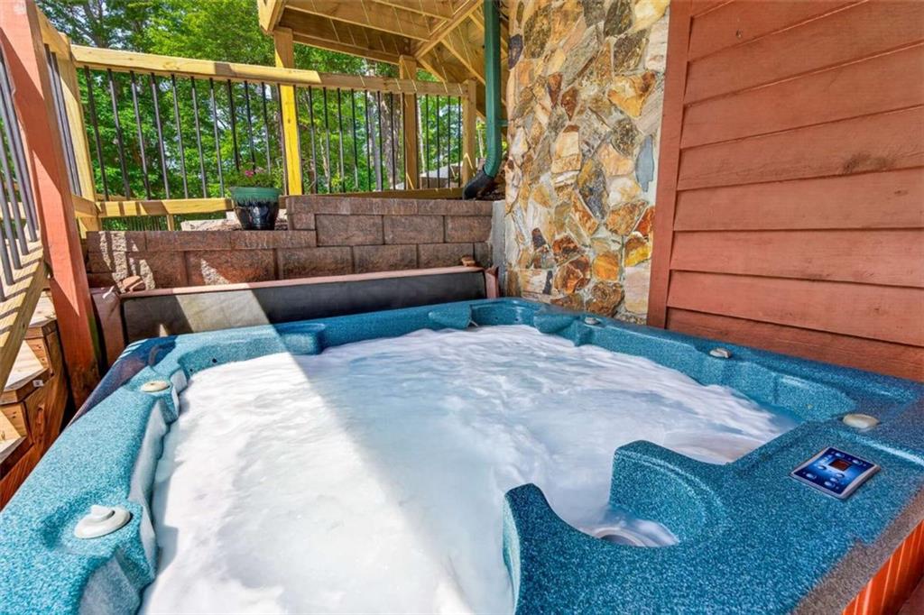 Fully furnished true log home on 5.78 private wooded acres in sought-a – image 40