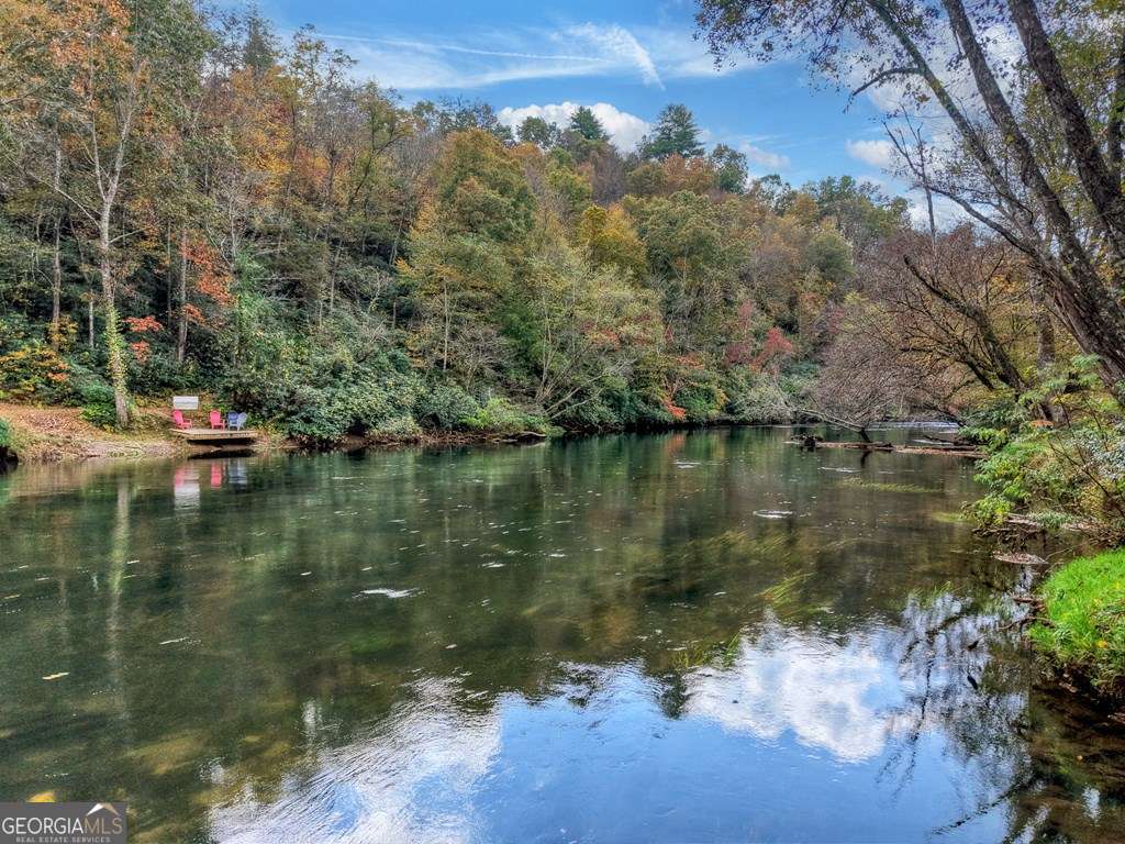 Welcome to your Private RIVERFRONT DREAM HOME on the shimmering shores – image 13