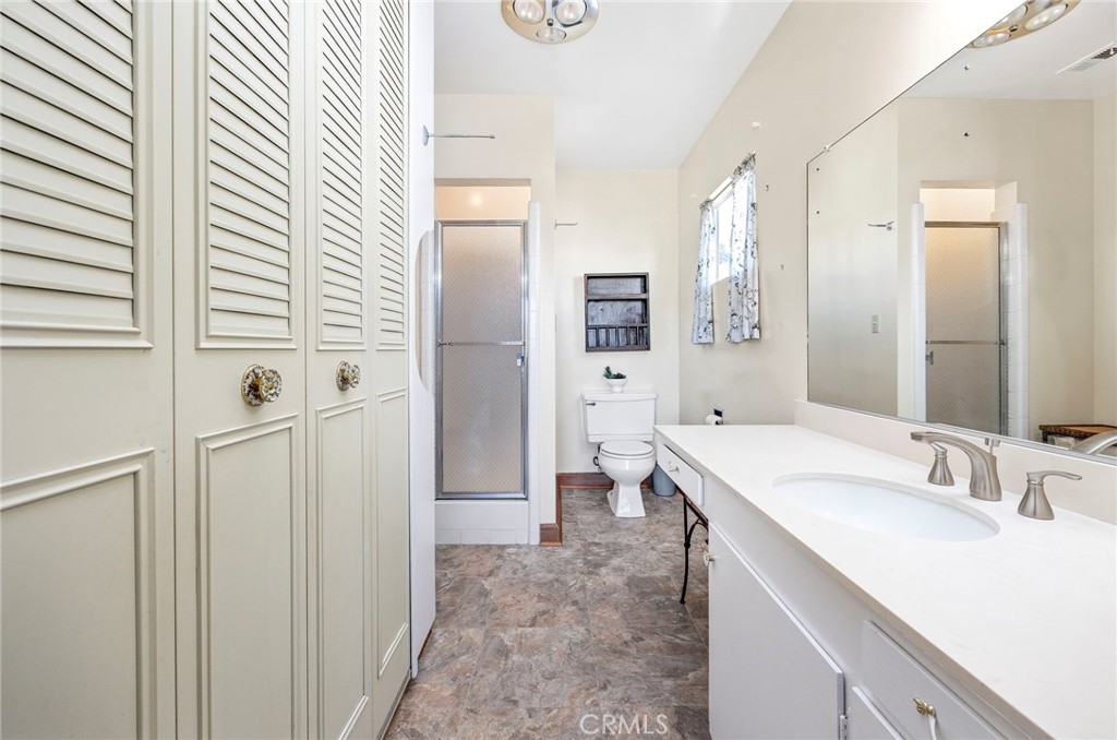 READY FOR A POOL HOME WITH STUNNING VIEWS?! Welcome to 26320 Rim Road, – image 14