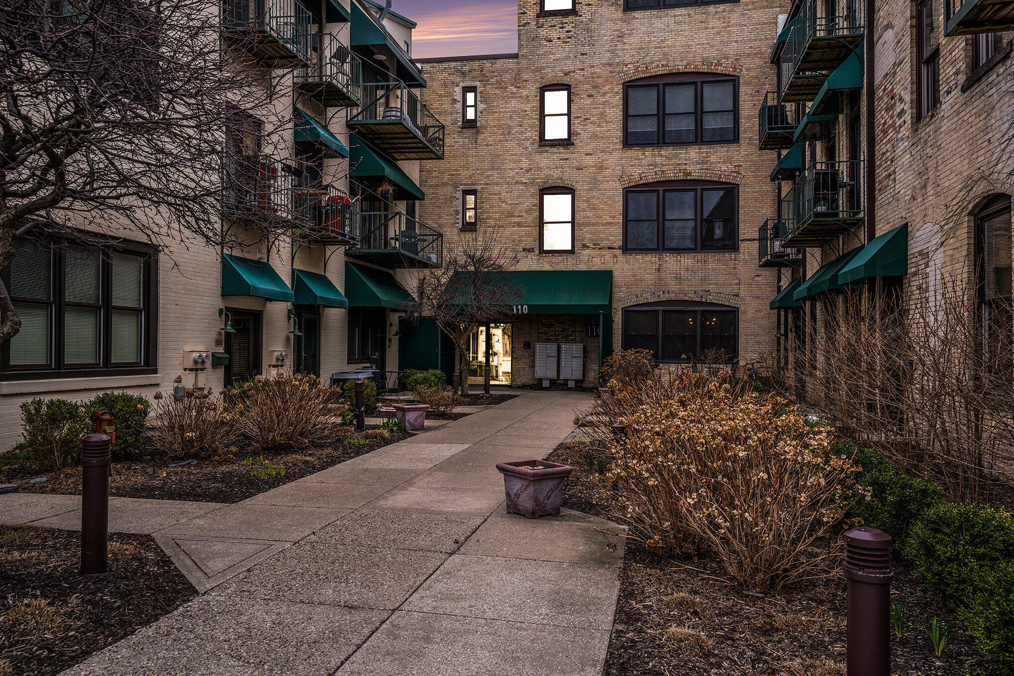 INVESTMENT OPPORTUNITY!! One of Grand Havens most prestigious properti – image 8