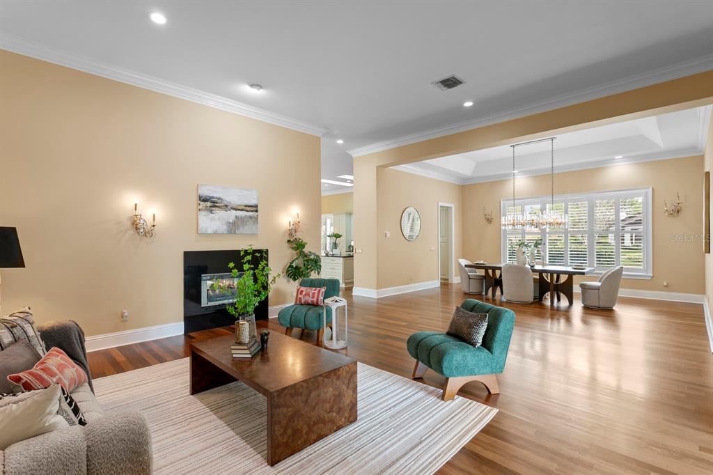 This spectacular custom executive home is situated in Avila, Tampa Bay – image 8