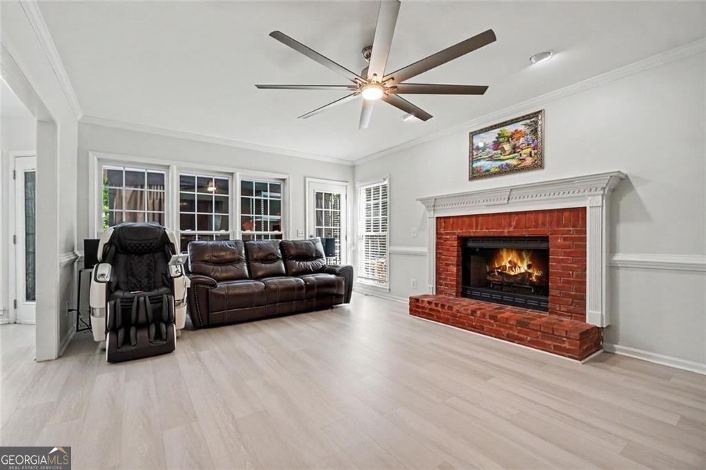 489 Broadstone Way in Brookstone III offers 7 bedrooms and 5 baths, in – image 4