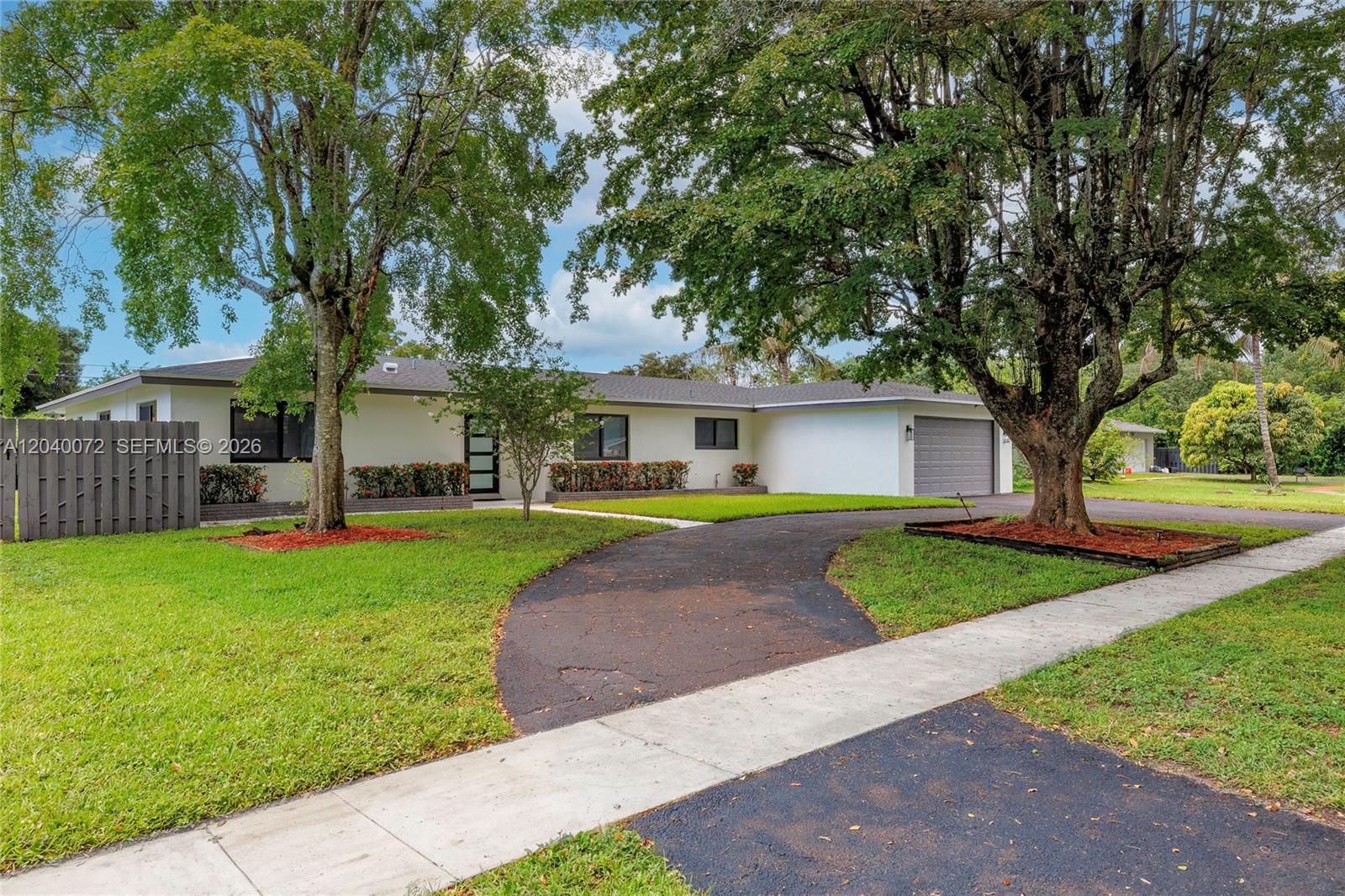 6940 6940 NW 6th St, Plantation, Florida, 33317, USA, 3 Bedrooms Bedrooms, ,2 BathroomsBathrooms,Residential,For Sale,6940 NW 6th St,A12040072