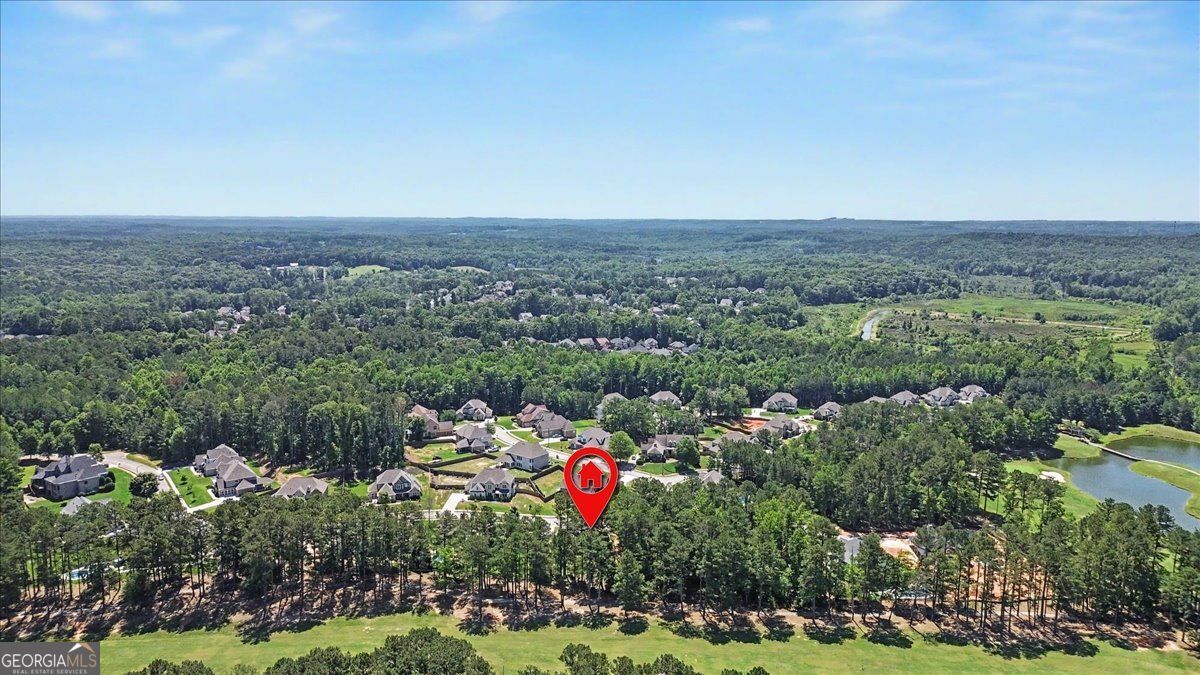 GOLF COURSE LIVING ANYONE??!! Experience luxury golf course living at – image 67
