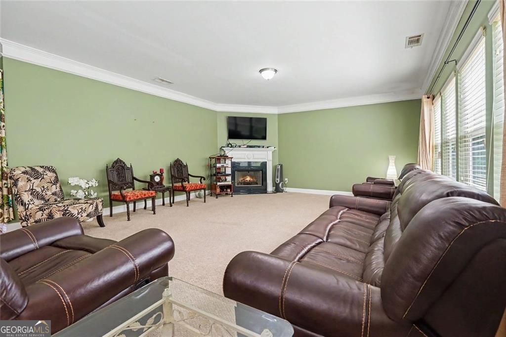 Exceptional homes arent defined by extravagant features alone. Theyre – image 19