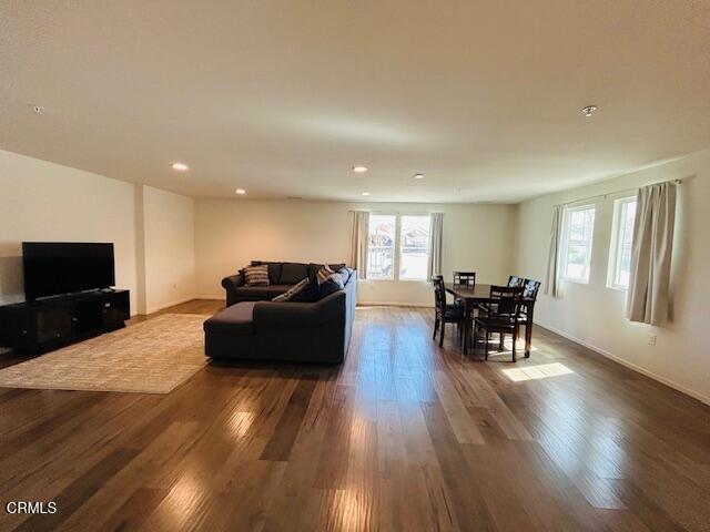 4045 4045 Aurora Way, Piru, California, 93040, USA, 3 Bedrooms Bedrooms, ,3 BathroomsBathrooms,Residential,For Sale,4045 Aurora Way,V1-35073