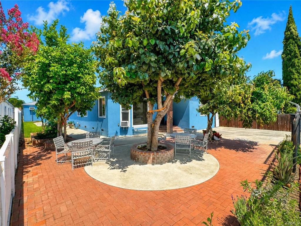 8617 8617 Ivy St, Los Angeles, California, 90002, USA, 5 Bedrooms Bedrooms, ,Residential,For Sale,8617 Ivy St,MB26135921