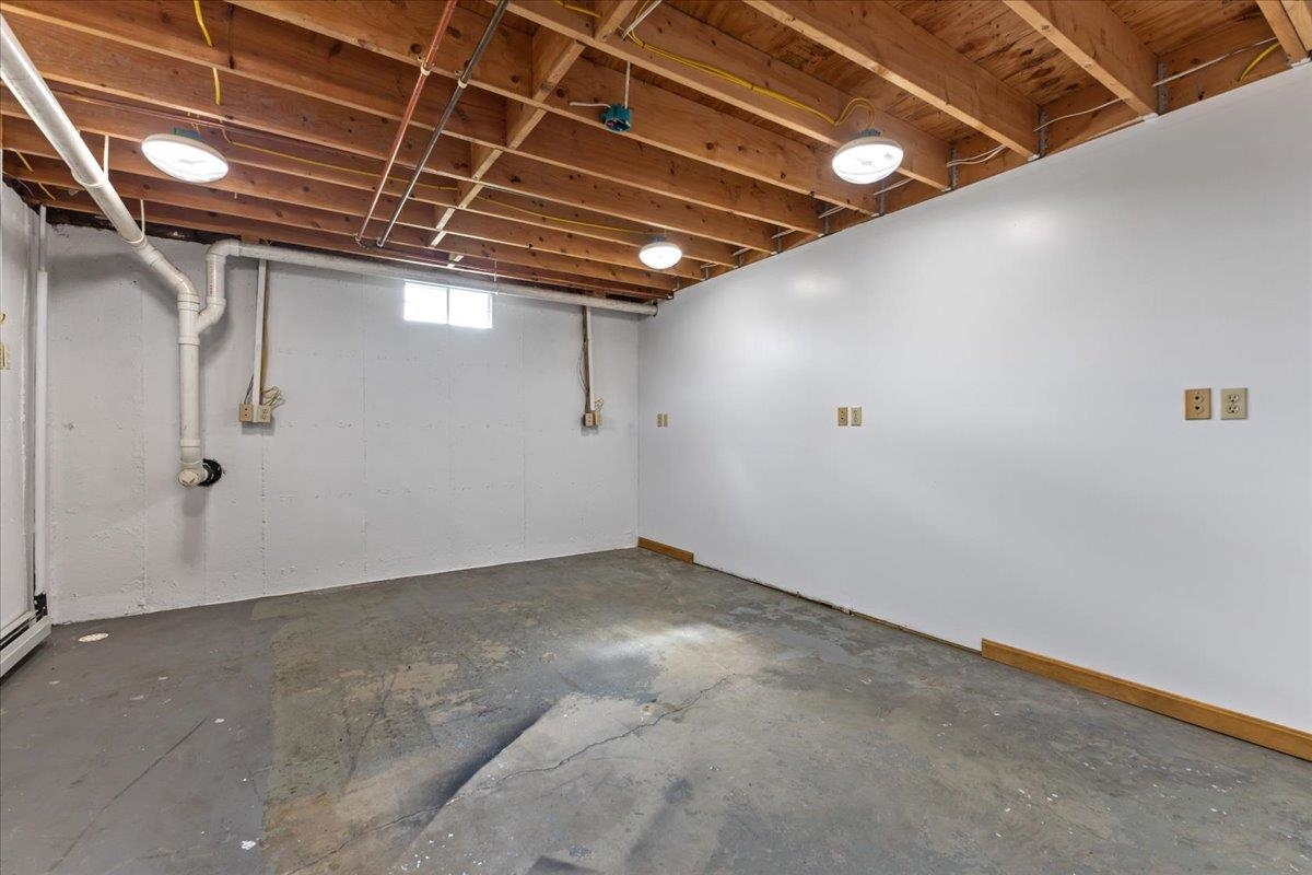 2719 2719 North Sheldon Road, Franklin, Vermont, 05457, USA, 4 Bedrooms Bedrooms, ,3 BathroomsBathrooms,Residential,For Sale,2719 North Sheldon Road,5094806