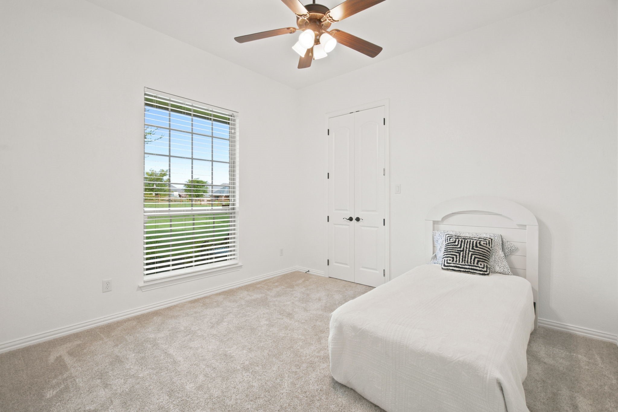 9221 9221 Avery Ranch Way, Justin, Texas, 76247, USA, 4 Bedrooms Bedrooms, ,3 BathroomsBathrooms,Residential,For Sale,9221 Avery Ranch Way,21287048