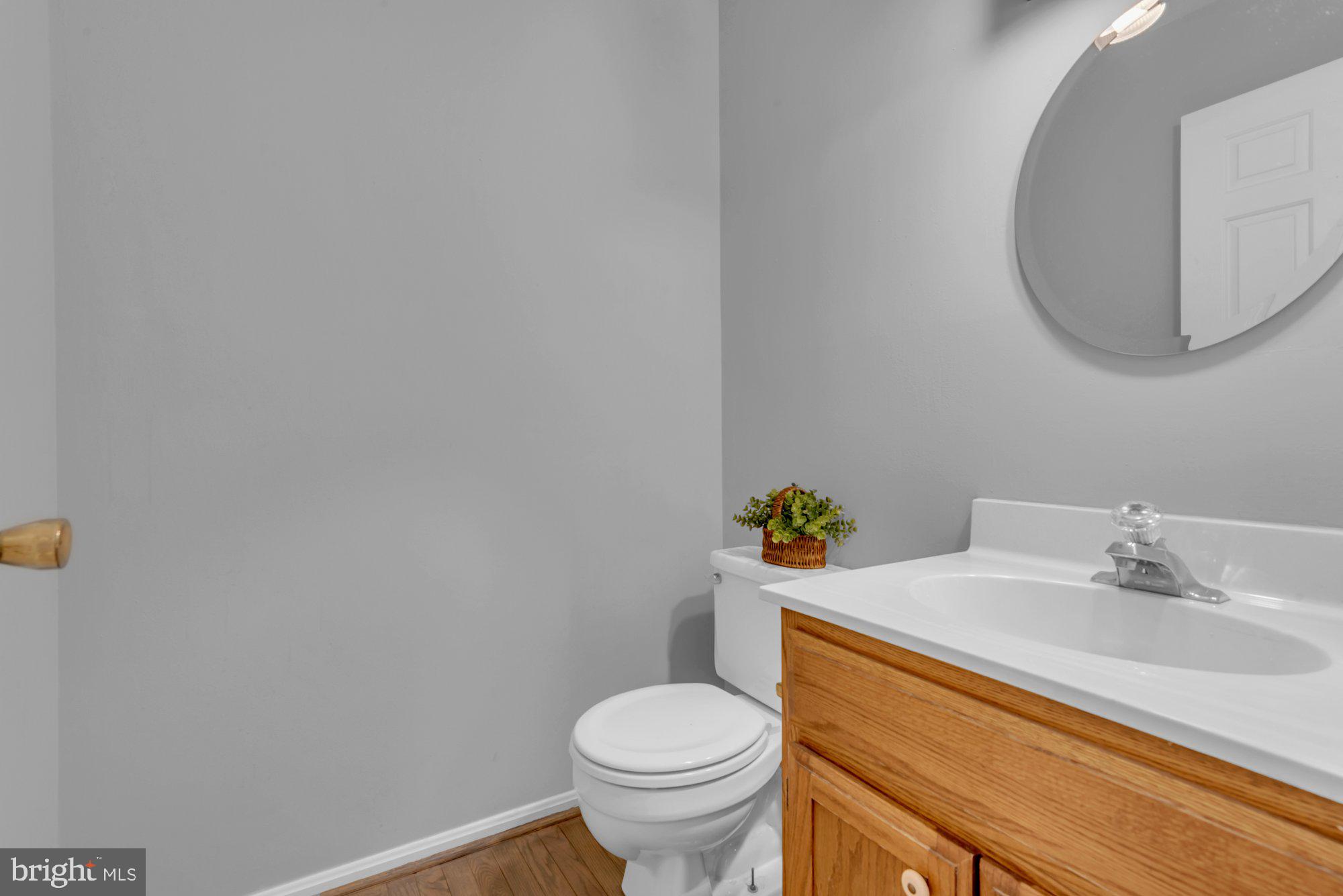 Well Cared for Home in Foxmoor located in a Cul-De-Sac. Fresh Paint, W – image 19