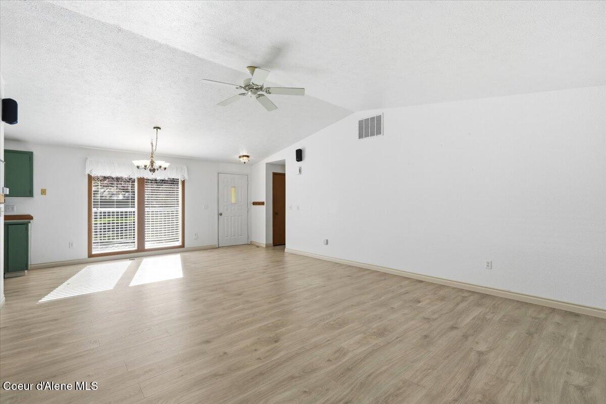 416 416 S Timber LN, Post Falls, Idaho, 83854, USA, 3 Bedrooms Bedrooms, ,2 BathroomsBathrooms,Residential,For Sale,416 S Timber LN,26-6682