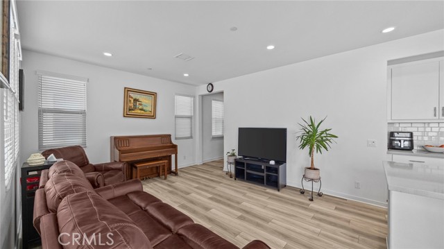 16282 16282 Meadowhouse Av, Chino, California, 91708, USA, 4 Bedrooms Bedrooms, ,3 BathroomsBathrooms,Residential,For Sale,16282 Meadowhouse Av,PW26088793