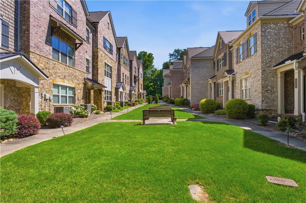 Tucked away in the quiet and welcoming 24-unit community of Brandly Ha – image 30