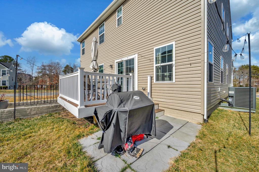 5432 5432 Holley Oak Lane, Fredericksburg, Virginia, 22407, USA, 4 Bedrooms Bedrooms, ,4 BathroomsBathrooms,Residential,For Sale,5432 Holley Oak Lane,VASP2038896