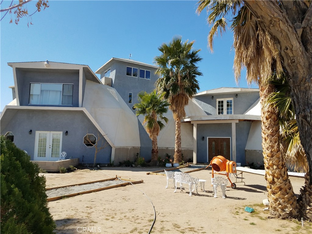 45985 45985 Cottonwood Road, Newberry Springs, California, 92365, USA, 4 Bedrooms Bedrooms, ,6 BathroomsBathrooms,Residential,For Sale,45985 Cottonwood Road,HD25258107