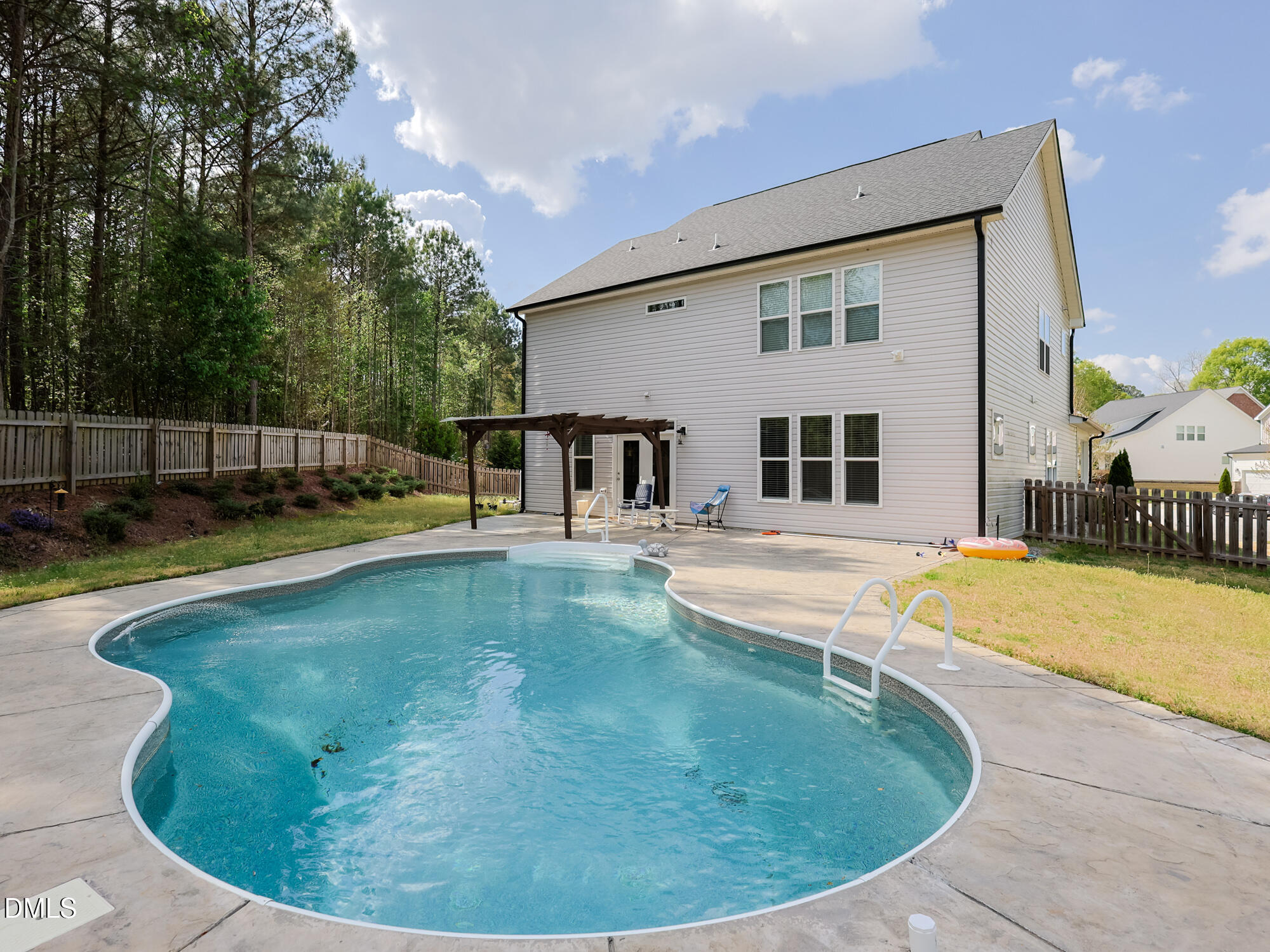 832 832 Logan Meadow Court, Fuquay Varina, North Carolina, 27526, USA, 4 Bedrooms Bedrooms, ,4 BathroomsBathrooms,Residential,For Sale,832 Logan Meadow Court,81add059-e619-4611-8c36-407438