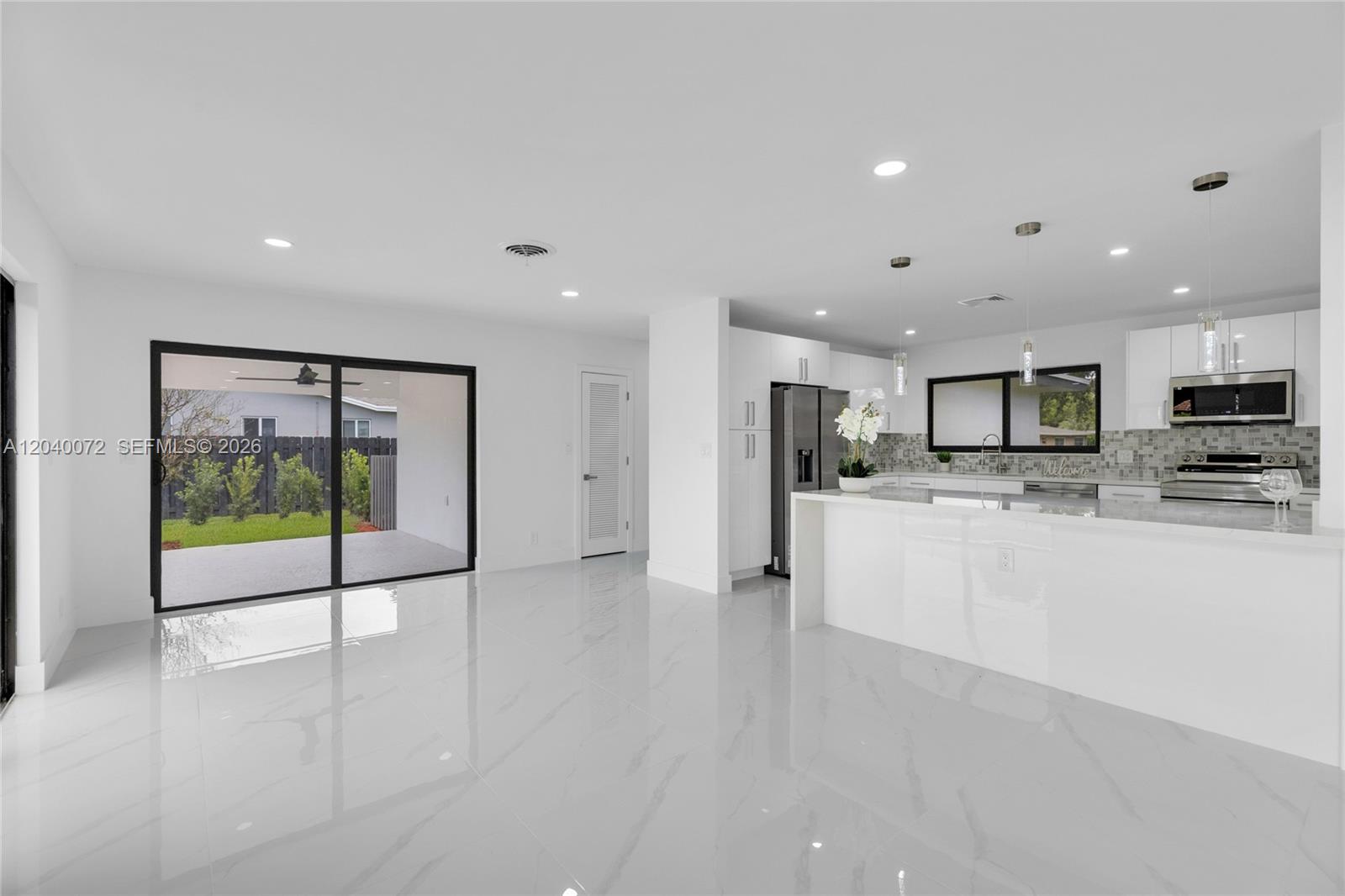 6940 6940 NW 6th St, Plantation, Florida, 33317, USA, 3 Bedrooms Bedrooms, ,2 BathroomsBathrooms,Residential,For Sale,6940 NW 6th St,A12040072