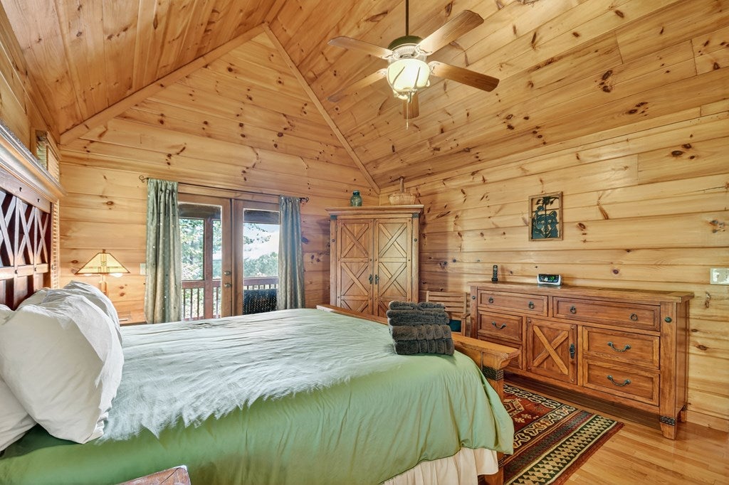 WAKE UP to the Sweeping Long-Range MTN VIEWS EVERY MORNING in this FUL – image 57