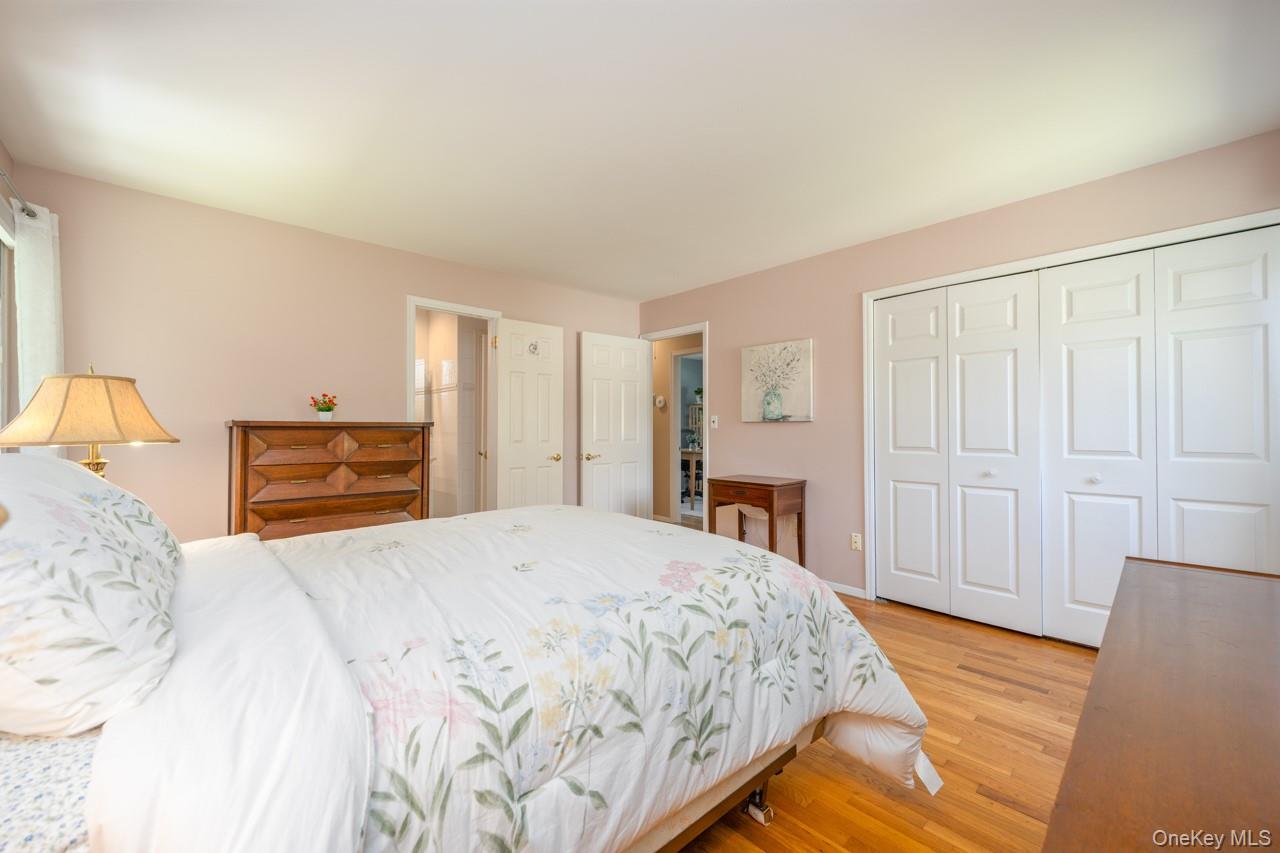First Time on the Market! Nestled on a quiet double-ended cul-de-sac i – image 15