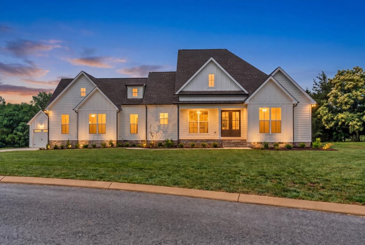 74 74 Summer Lake Ct Lot 16, Winchester, Tennessee, 37398, USA, 3 Bedrooms Bedrooms, ,4 BathroomsBathrooms,Residential,For Sale,74 Summer Lake Ct Lot 16,3232049