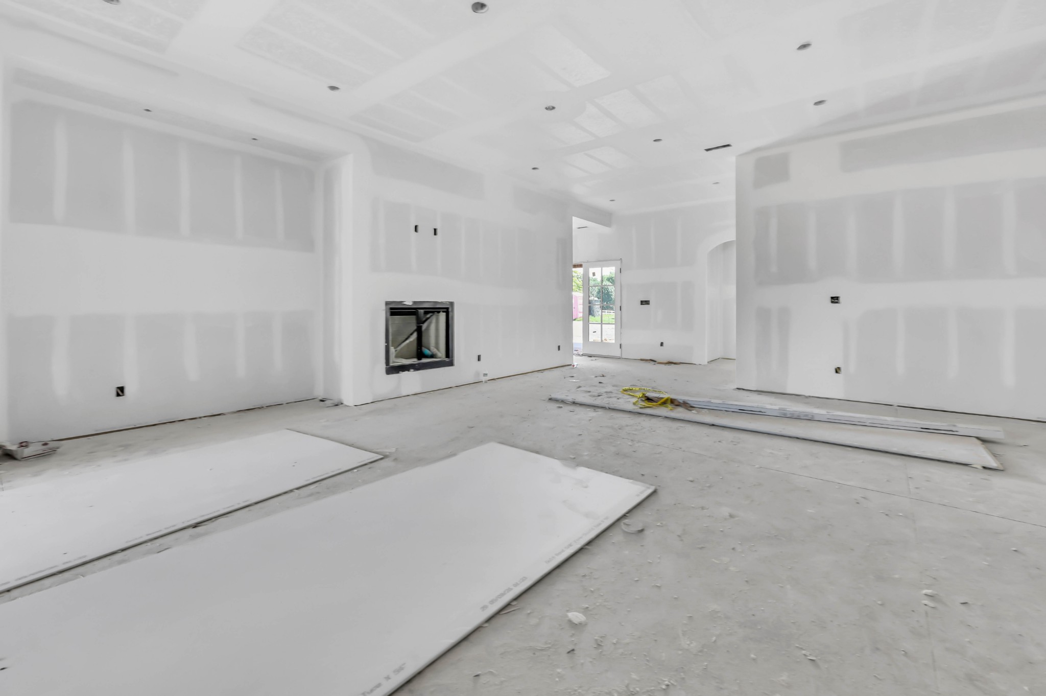 One of the last opportunities to buy a new home in this subdivision. L – image 3