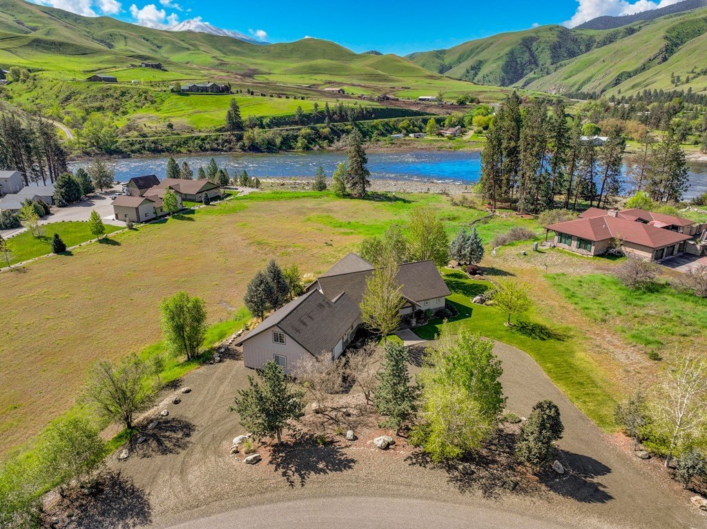 Deford Road, White Bird, Idaho, 83554, USA, 3 Bedrooms Bedrooms, ,3 BathroomsBathrooms,Residential,For Sale,Deford Road,a6f450cf-f340-4c70-aca9-5f4854