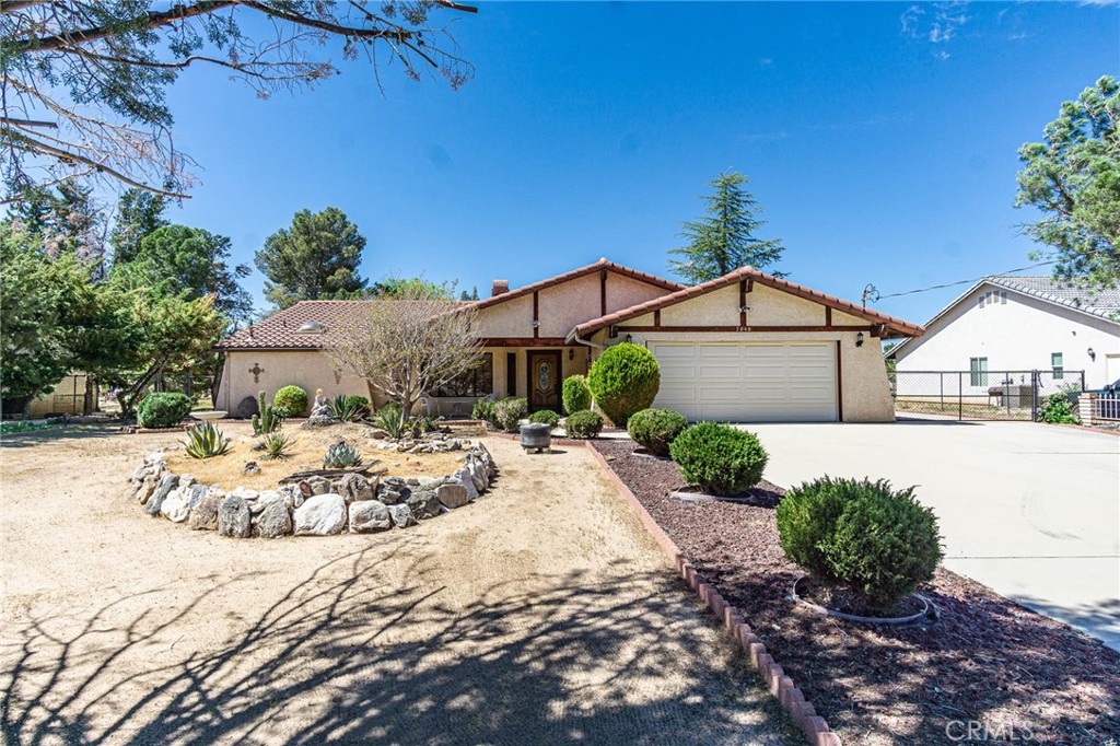 Something is refreshing about a home that actually gives you room to b – image 1