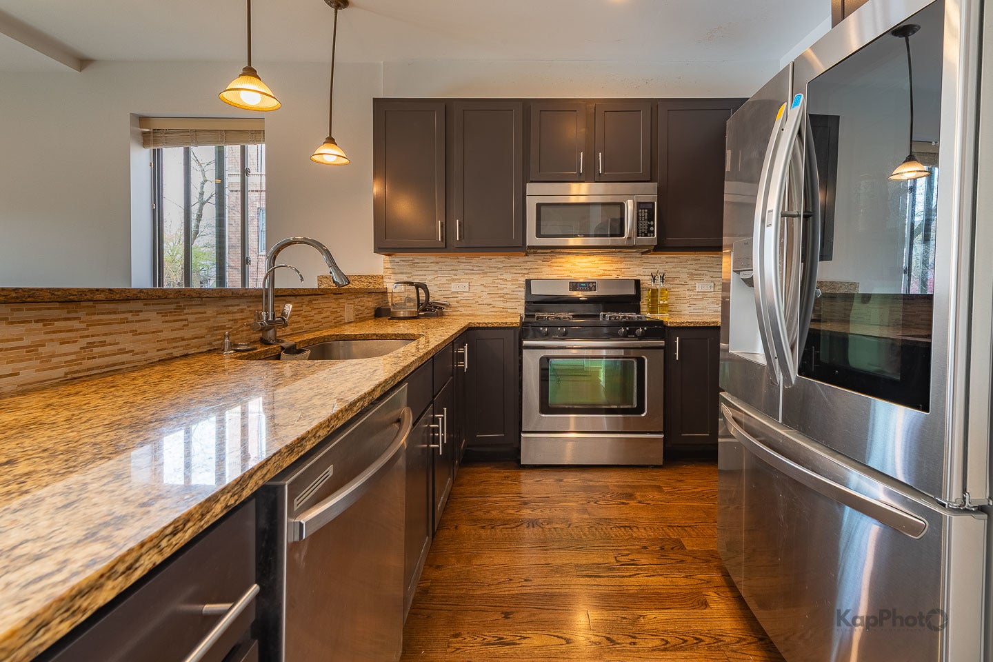 3839 3839 N Ashland Avenue #2, Chicago, Illinois, 60613, USA, 3 Bedrooms Bedrooms, ,2 BathroomsBathrooms,Residential,For Sale,3839 N Ashland Avenue #2,8c2415d9-76d4-4b30-9d1f-86ef71