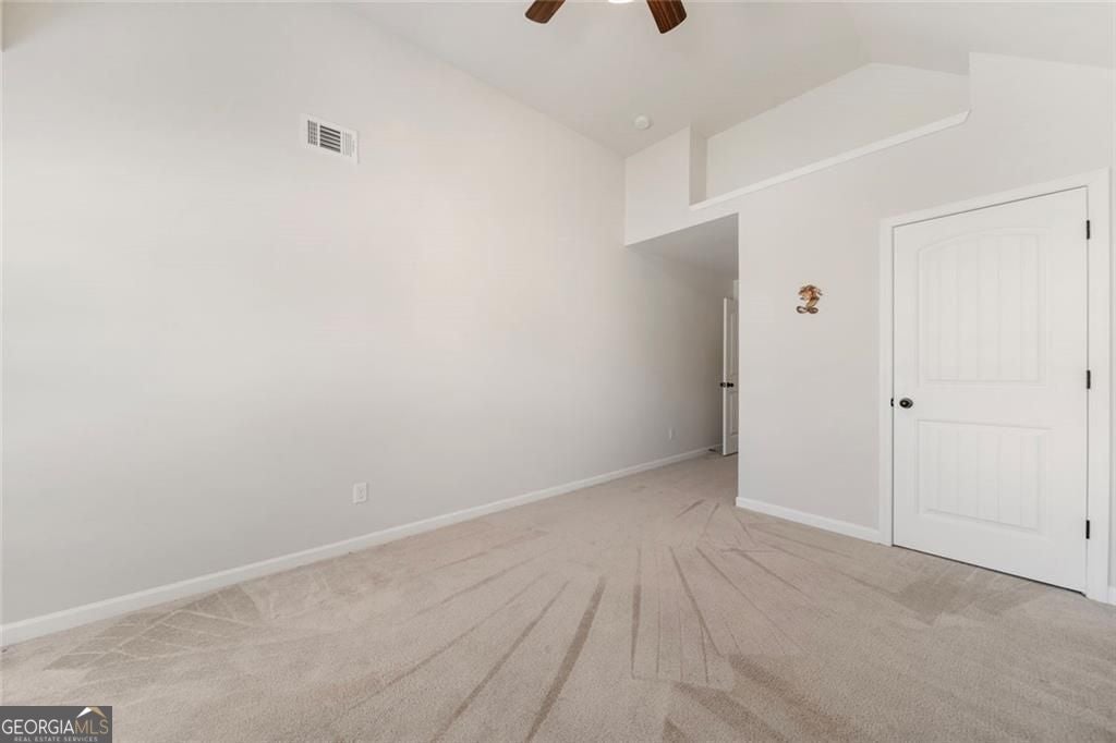 Timeless curb appeal and solid construction define this beautifully ma – image 30